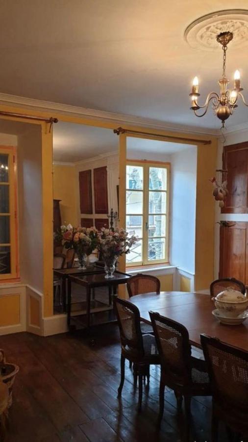 Grand Appartement De Charme Avec Parking Prive Florac 외부 사진